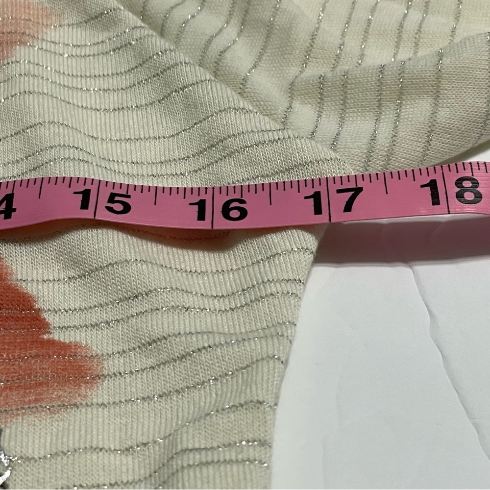 Charlotte Russe top NWT sizeS cream and silver stripe w/flower motif long sleeve - Picture 9 of 9